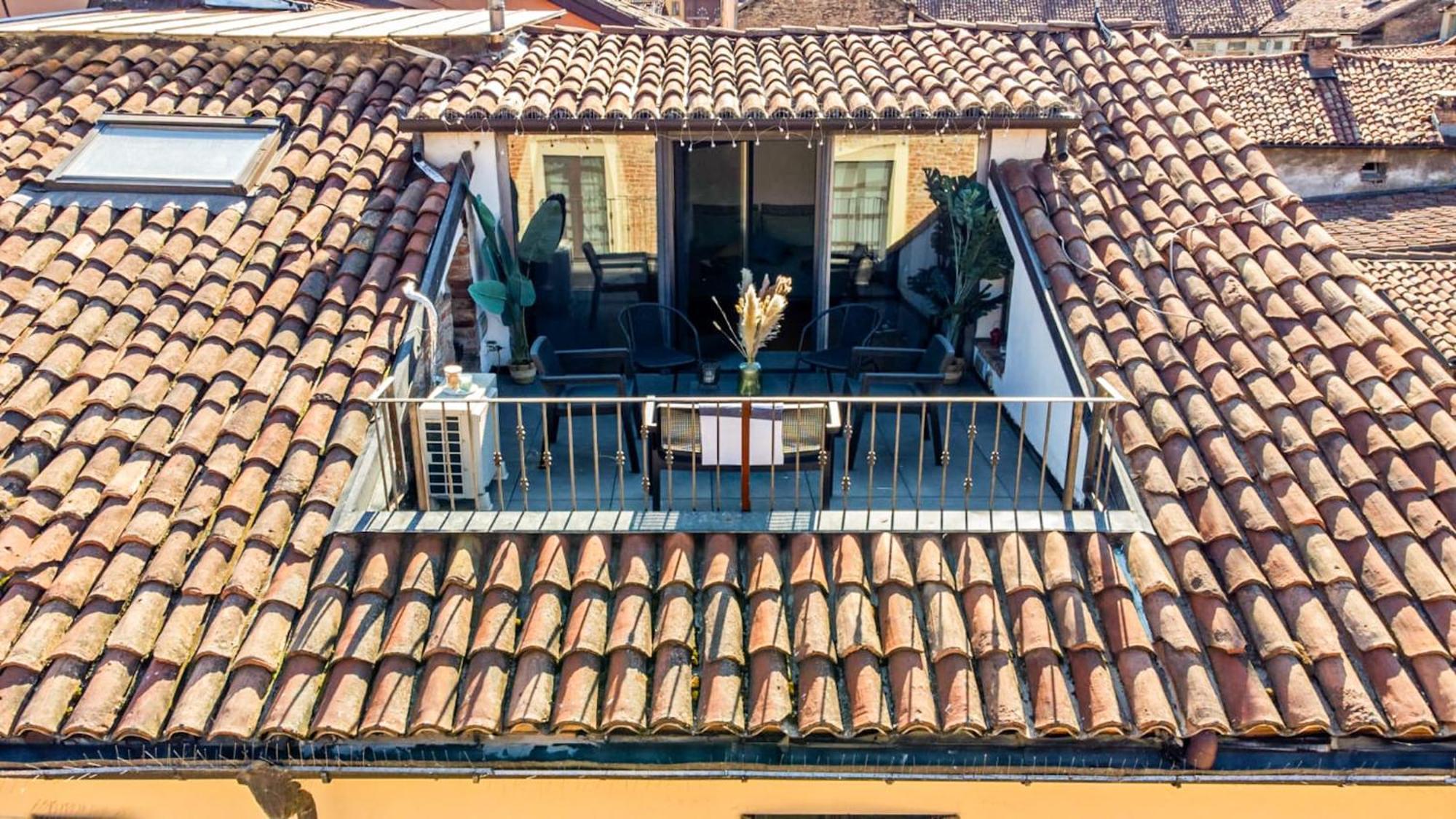 Centro Storico-Dimora Con Terrazza- Wi-Fi E Ac Apartment Asti Exterior photo